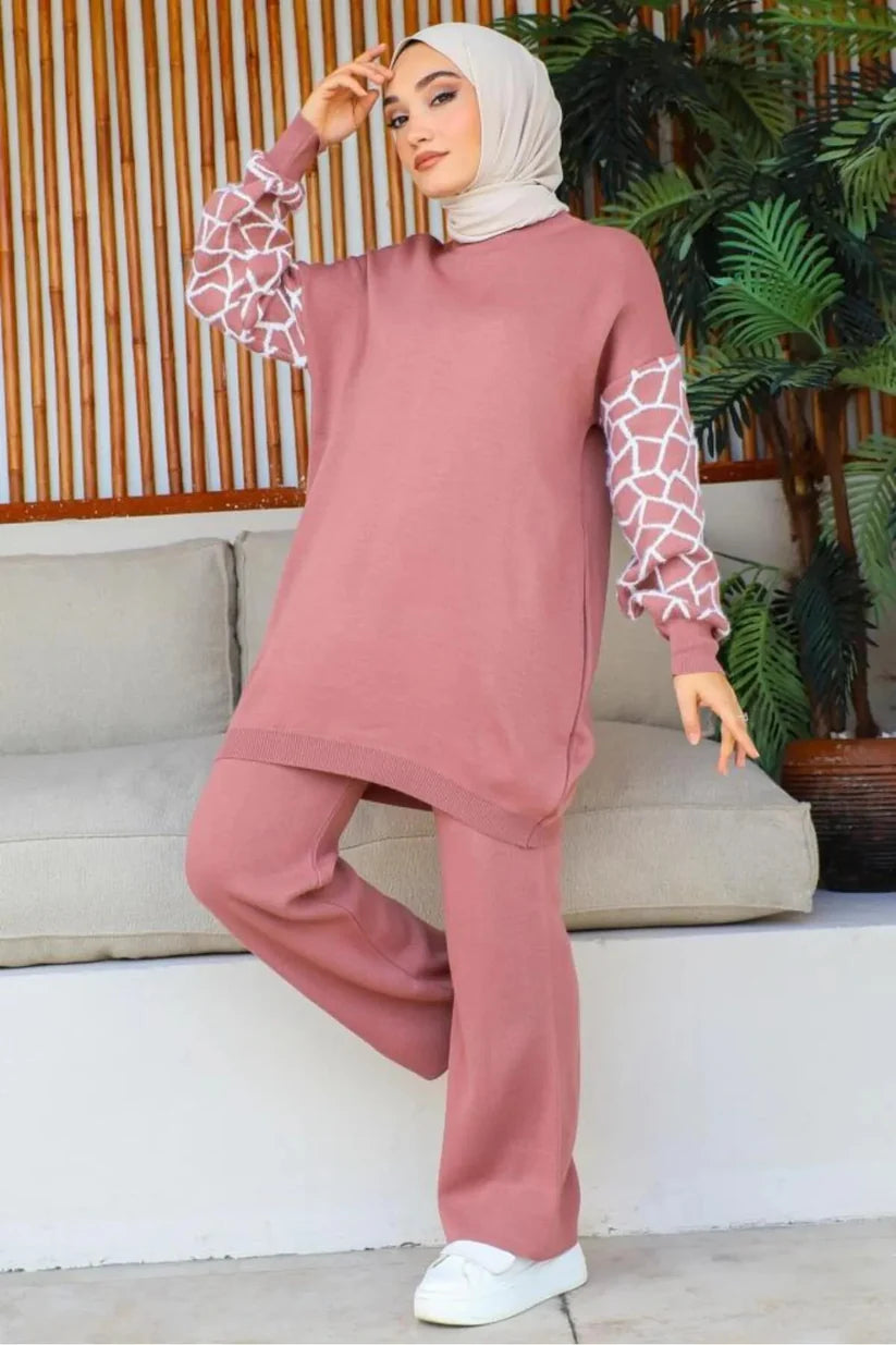 Winter Graffe Printed Long Sleeves 2-Piece Co-Ord Set