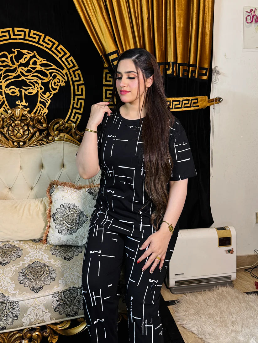 Black Capri Printed Night Suit