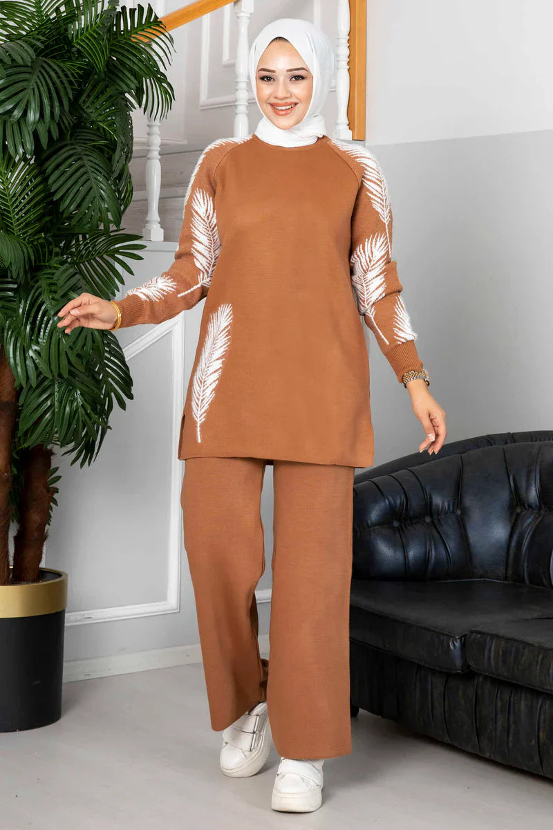 Winter Feather Printed Long Sleeves 2 PC Co-Ord Set